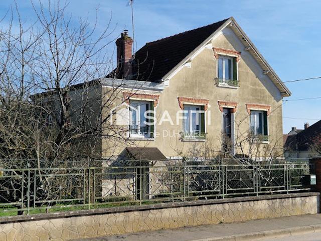 Vente Maison 5 pièces 107 m2 Sens