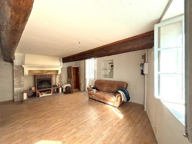 Vente Maison 5 pièces 107 m2 Taulignan
