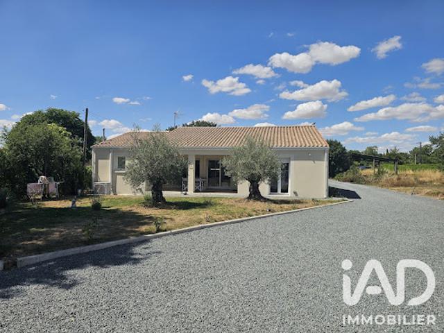 Vente Maison 5 pièces 108 m2 Asnières la Giraud