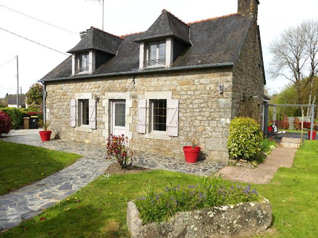 Vente Maison 5 pièces 108 m2 Rostrenen