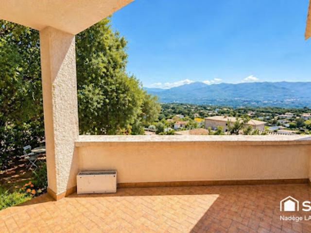Vente Maison 5 pièces 109 m2 Bastelicaccia