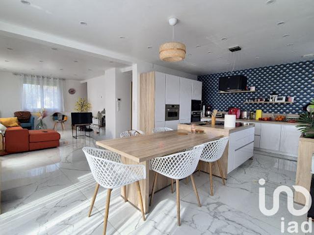 Vente Maison 5 pièces 109 m2 Benouville