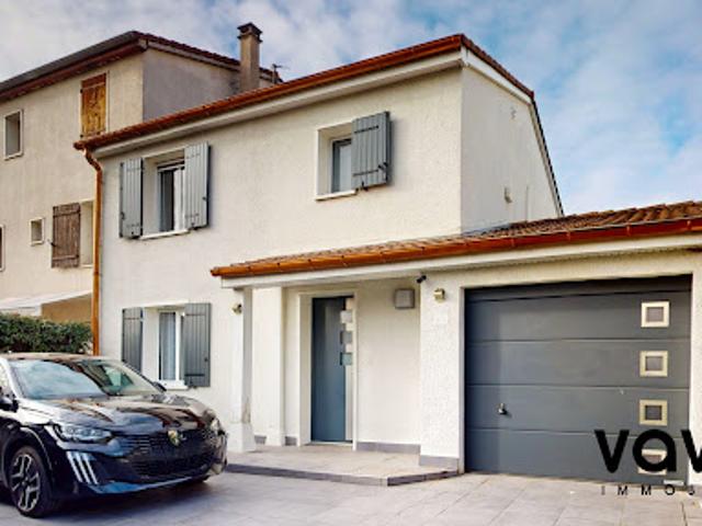 Vente Maison 5 pièces 109 m2 Decines charpieu