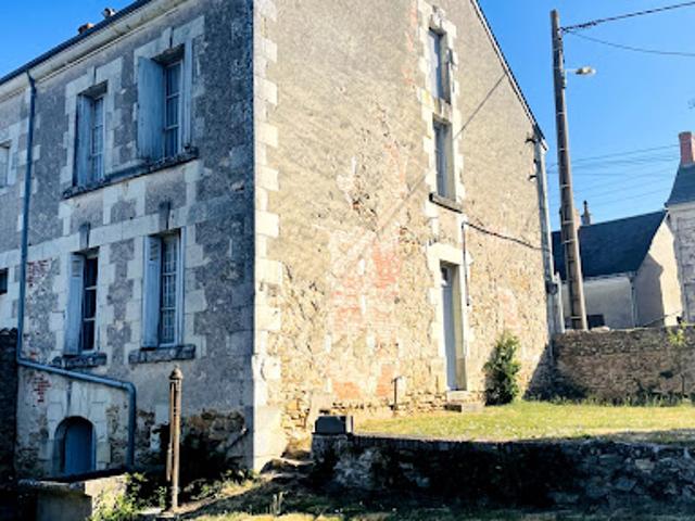 Vente Maison 5 pièces 109 m2 Descartes