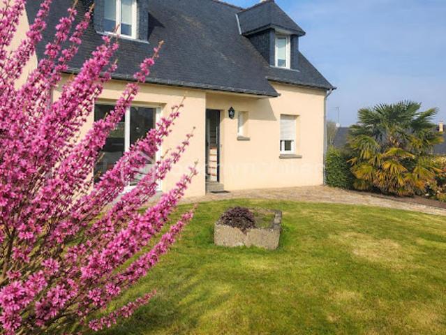 Vente Maison 5 pièces 109 m2 Fougerolles du Plessis