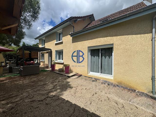 Vente Maison 5 pièces 109 m2 Saint Baudille de la Tour