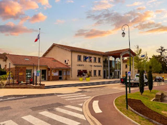 Vente Maison 5 pièces 109 m2 Saint Pierre de Chandieu