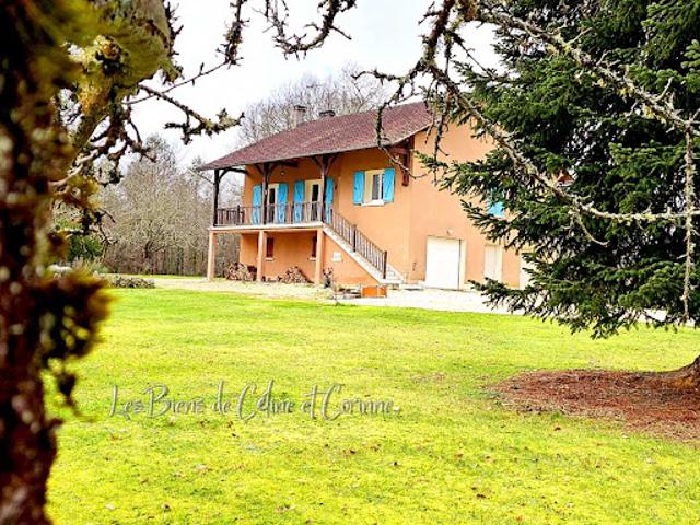 Vente Maison 5 pièces 109 m2 Savignac les Eglises
