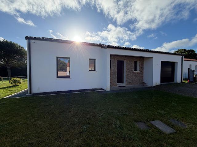 Vente Maison 5 pièces 109.71 m2 Saint Hilaire la Forêt