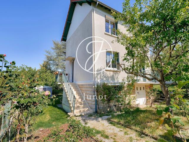 Vente Maison 5 pièces 109.85 m2 Rueil Malmaison