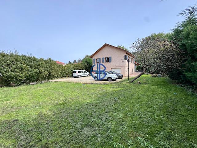 Vente Maison 5 pièces 100 m2 Montrevel