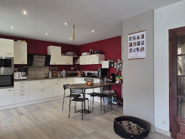 Vente Maison 5 pièces 100 m2 Nuaille