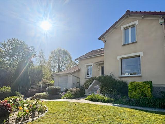 Vente Maison 5 pièces 100 m2 Neauphle le Château
