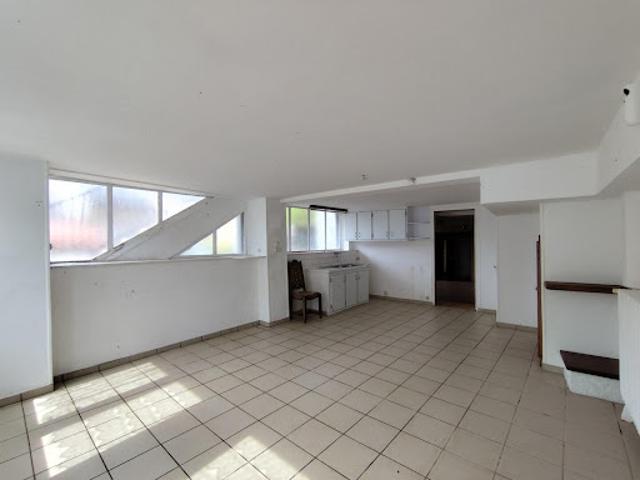 Vente Maison 5 pièces 100 m2 Bais