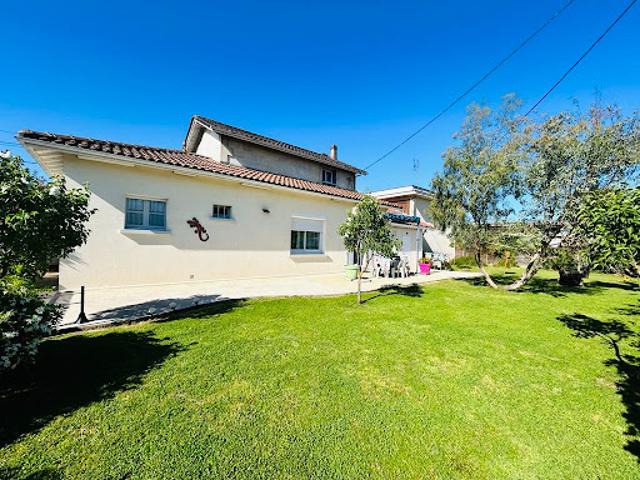 Vente Maison 5 pièces 100 m2 La Lande de Fronsac