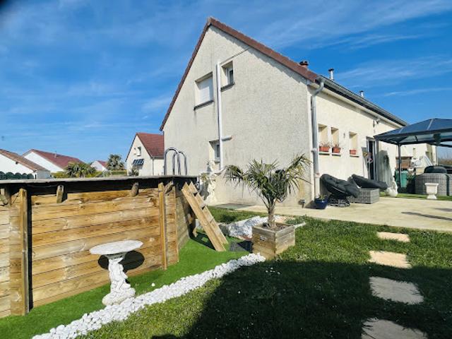 Vente Maison 5 pièces 100 m2 Petit Noir