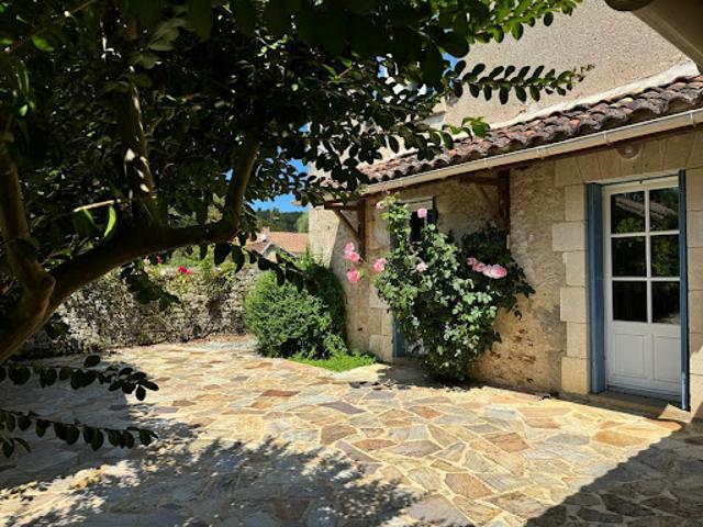 Vente Maison 5 pièces 100 m2 Saint Front la Rivière