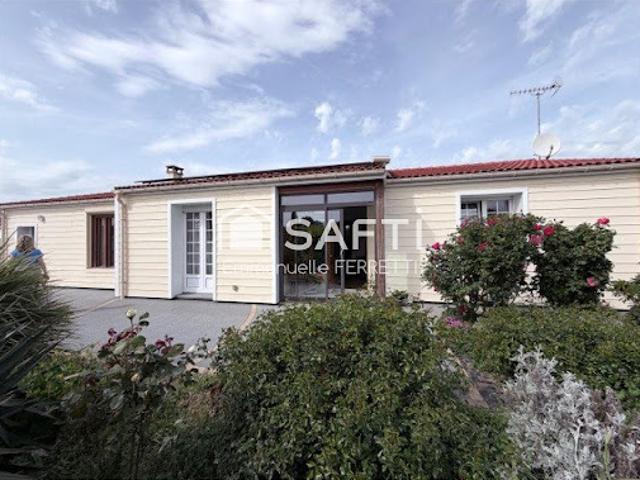 Vente Maison 5 pièces 100 m2 Saint Hilaire la Forêt