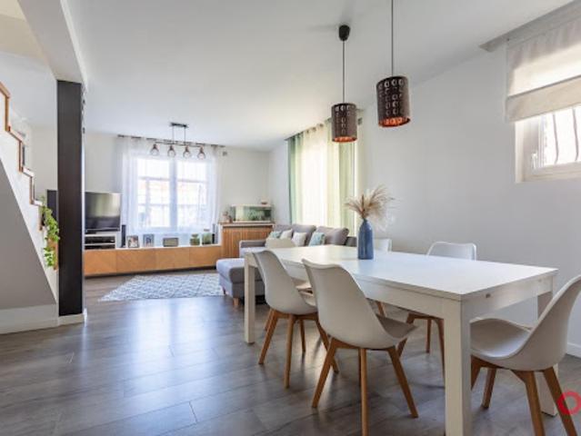 Vente Maison 5 pièces 100 m2 Sainte genevieve des bois