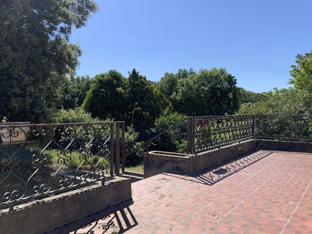 Vente Maison 5 pièces 100 m2 Uzès