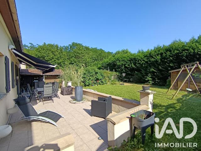 Vente Maison 5 pièces 101 m2 Savigny le Temple
