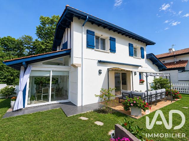 Vente Maison 5 pièces 101 m2 Urrugne