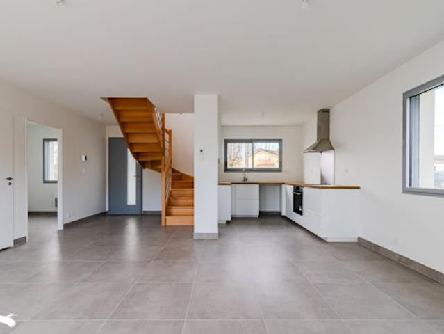 Vente Maison 5 pièces 102 m2 Saint Loubès