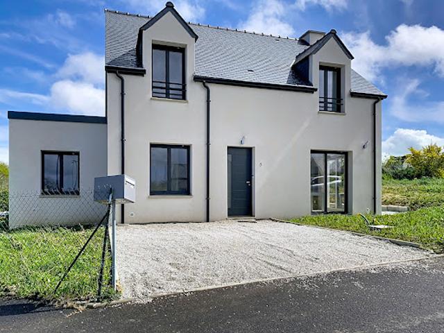 Vente Maison 5 pièces 102 m2 Saint Yvi