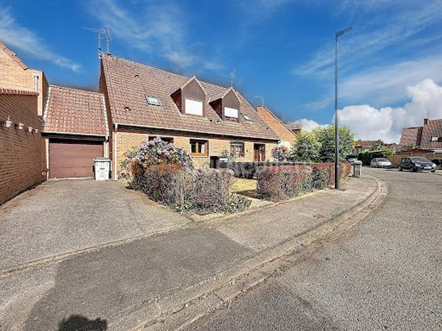 Vente Maison 5 pièces 103 m2 Armentieres
