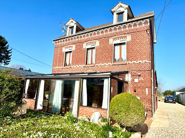 Vente Maison 5 pièces 103 m2 Le Mesnil Esnard