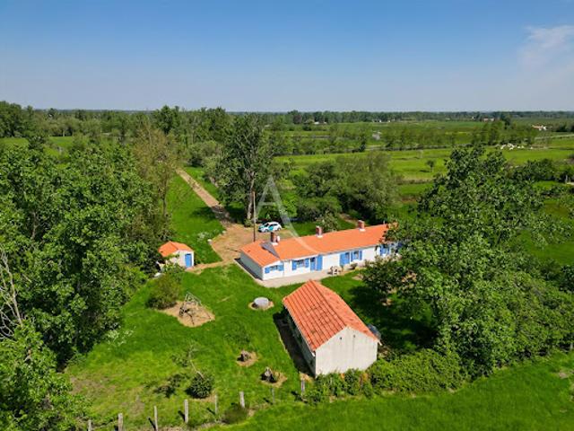Vente Maison 5 pièces 103.28 m2 Le Perrier