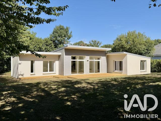 Vente Maison 5 pièces 114 m2 Saint Sauveur Villages
