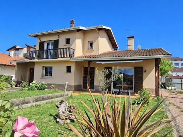 Vente Maison 5 pièces 115 m2 Dax
