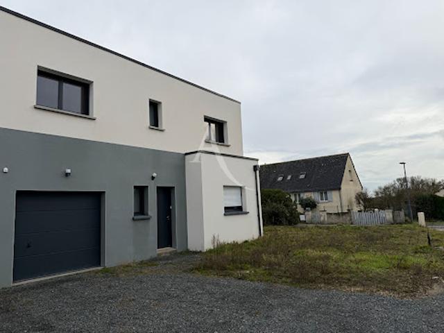 Vente Maison 5 pièces 115 m2 Ecouflant