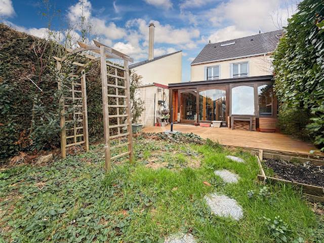 Vente Maison 5 pièces 115 m2 Jouy le Moutier