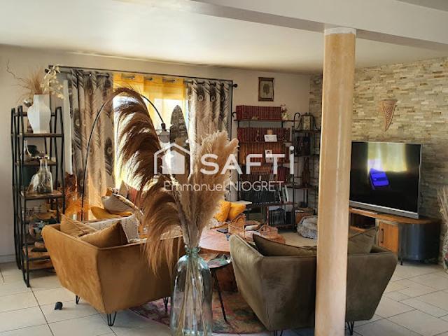 Vente Maison 5 pièces 115 m2 Labruyere