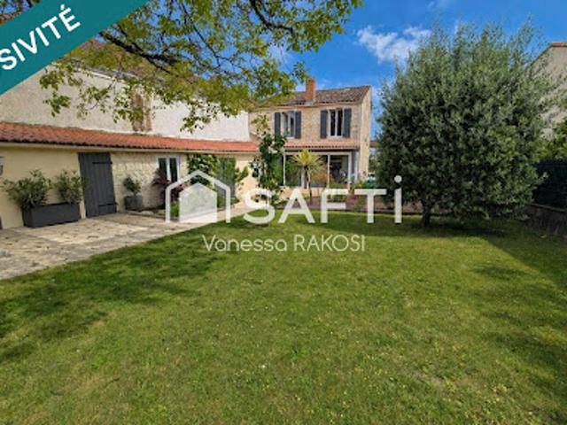 Vente Maison 5 pièces 115 m2 Saintes