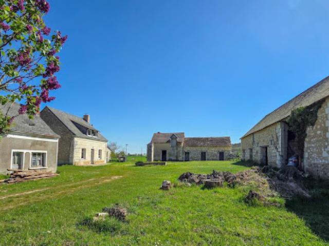 Vente Maison 5 pièces 115 m2 Vernoil le Fourrier
