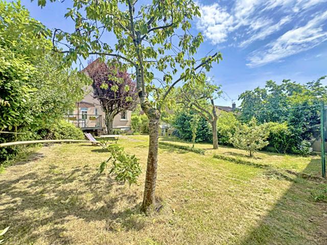 Vente Maison 5 pièces 116 m2 Chatenay malabry