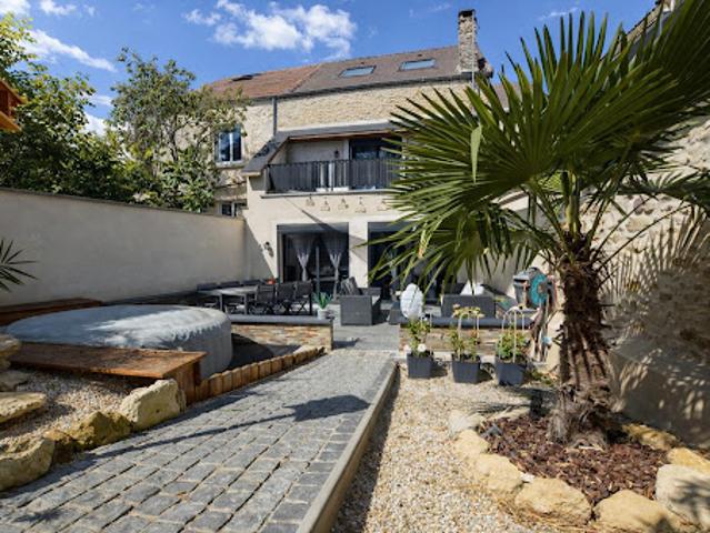 Vente Maison 5 pièces 116 m2 Issou