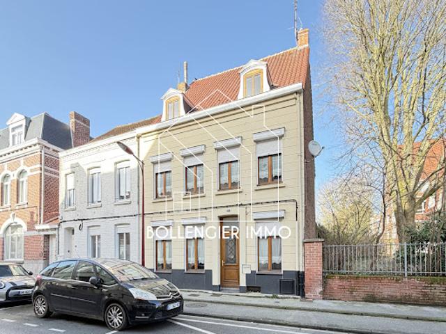 Vente Maison 5 pièces 116.56 m2 Hazebrouck