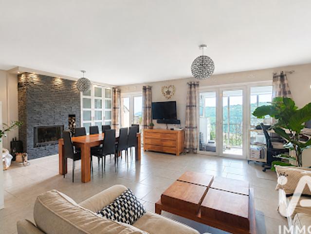 Vente Maison 5 pièces 117 m2 Peymeinade