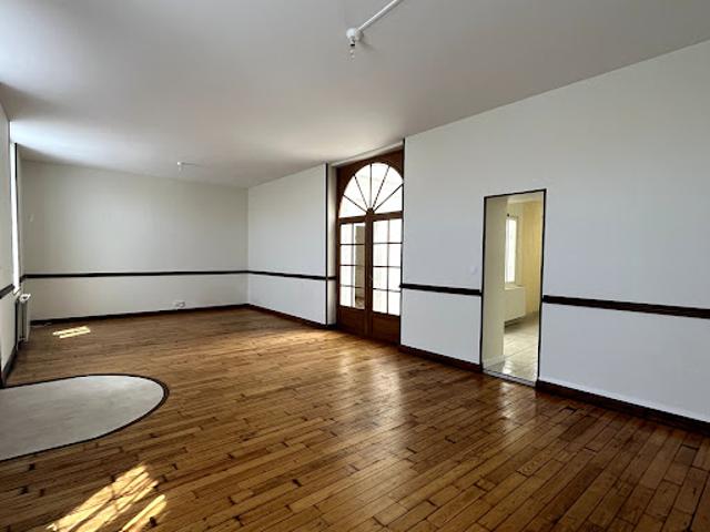 Vente Maison 5 pièces 117.8 m2 Rochefort