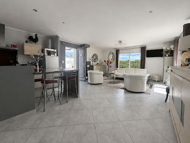 Vente Maison 5 pièces 118 m2 Saint Sulpice de Royan