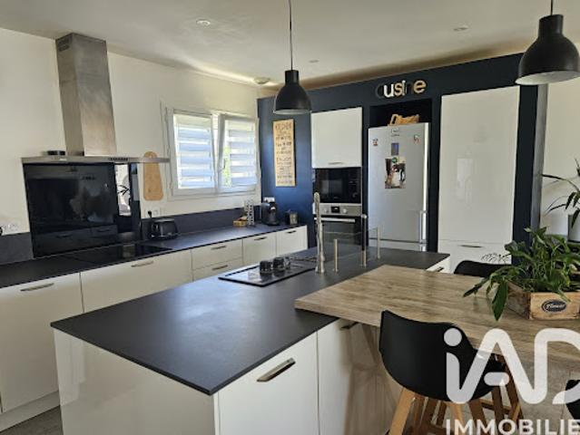 Vente Maison 5 pièces 119 m2 Saint Sulpice d'Arnoult