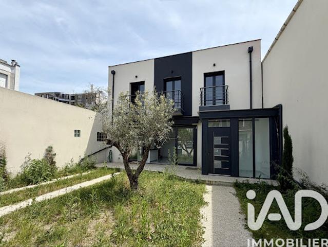 Vente Maison 5 pièces 110 m2 Drancy