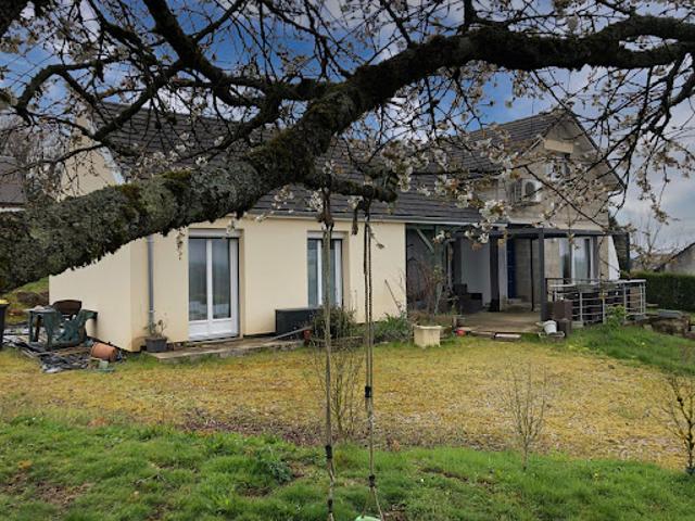 Vente Maison 5 pièces 110 m2 Eyburie