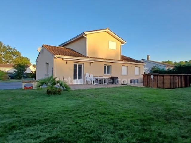 Vente Maison 5 pièces 110 m2 Hourtin