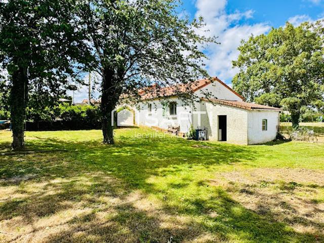 Vente Maison 5 pièces 110 m2 Parthenay