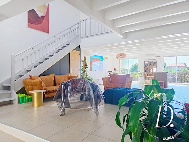 Vente Maison 5 pièces 110 m2 Pouzolles